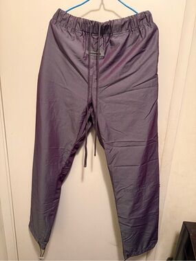ESSENTIALS Men’s iridescent Elastic Waist Joggers